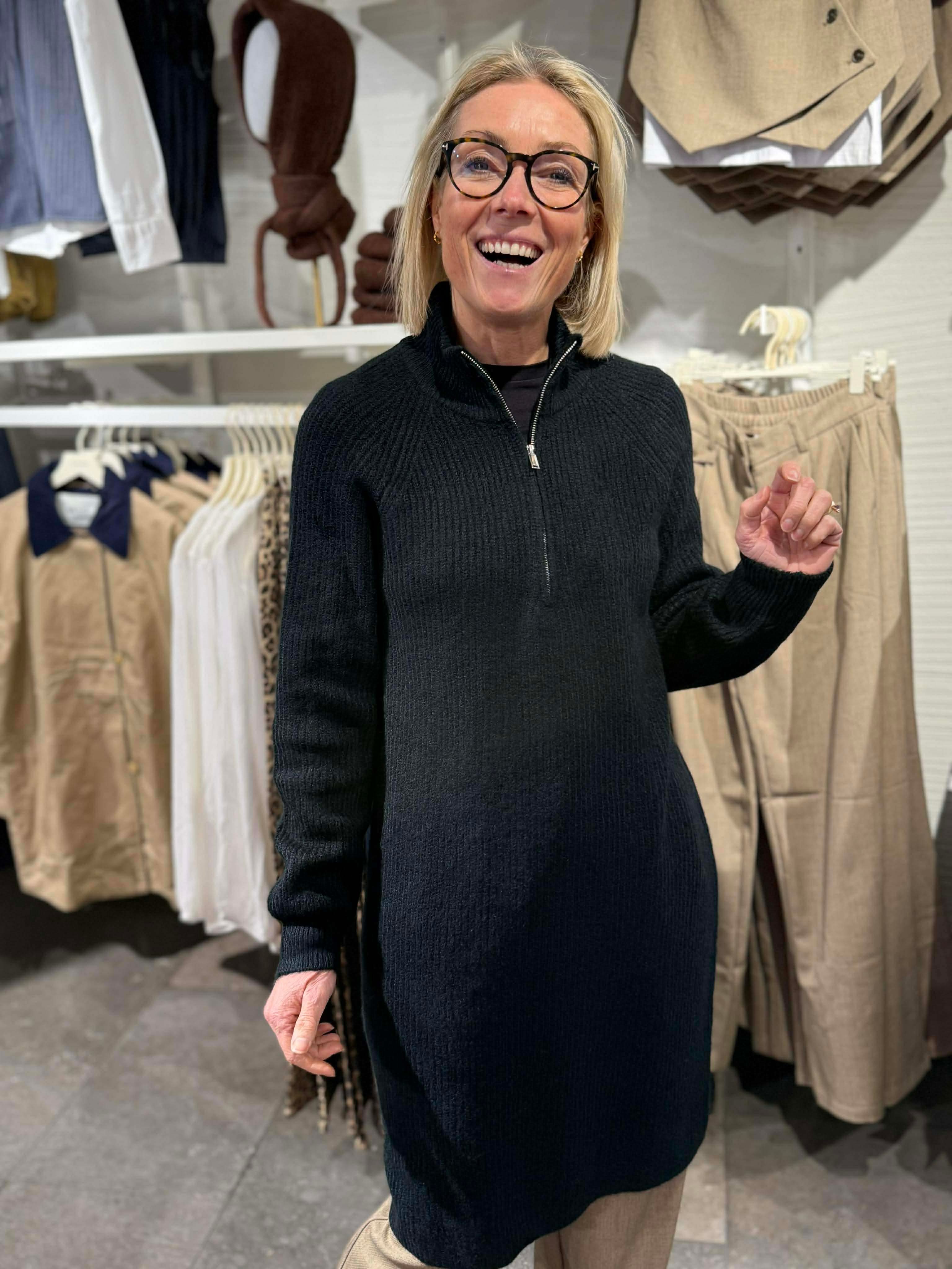 VMLEFILE Midi Dress - Black